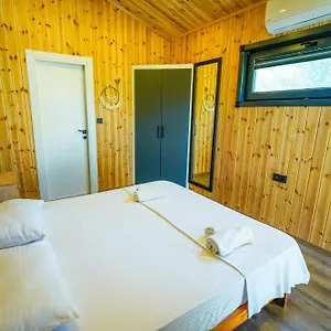 Marimare & Otel